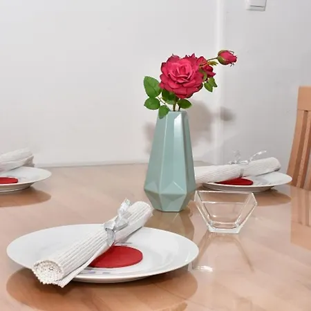 Apartman Vlaska 78 Zagreb Exteriör bild