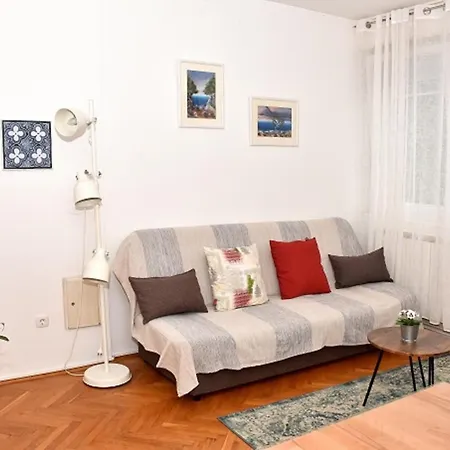 Apartman Vlaska 78 Zagreb Exteriör bild