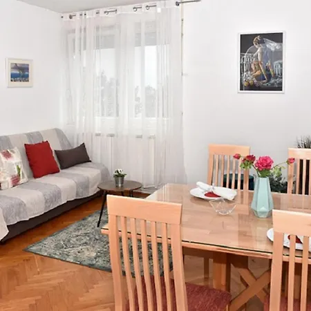 Apartman Vlaska 78 Zagreb Exteriör bild